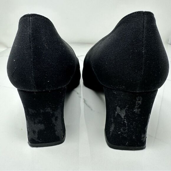 Stuart Weitzman Kitten Heels- Size 8.5 - Picture 7 of 14